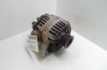 Opel Corsa D Bj.07 Lichtmaschine 100A 13222930 BOSCH 0124325171